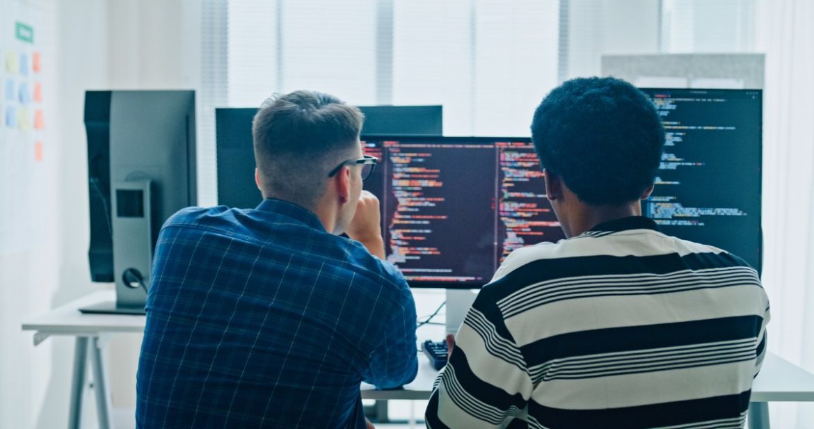 Forward-deployed engineers are the AI industry’s latest talent obsession